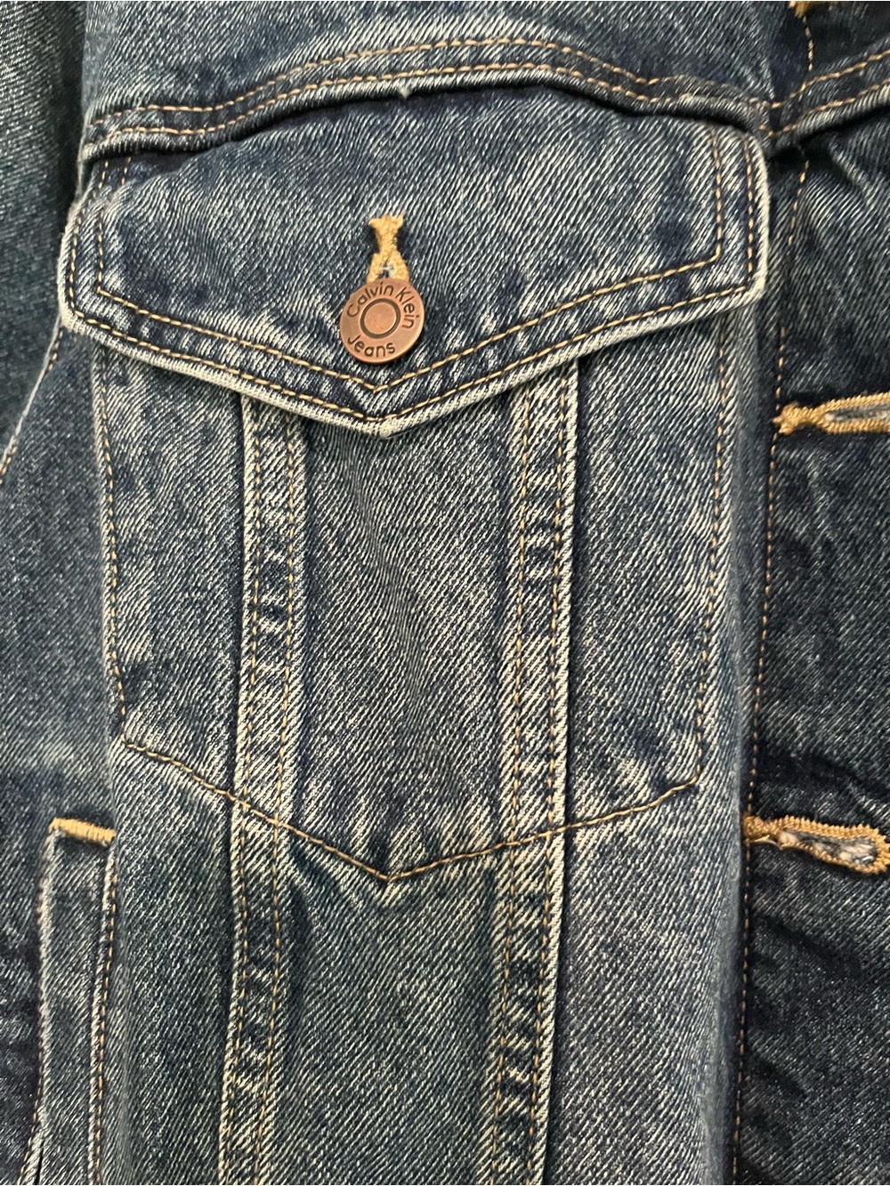 Calvin Klein Jeans Medium Blue Denim Jacket with Silver Buttons - Picture 10 of 10